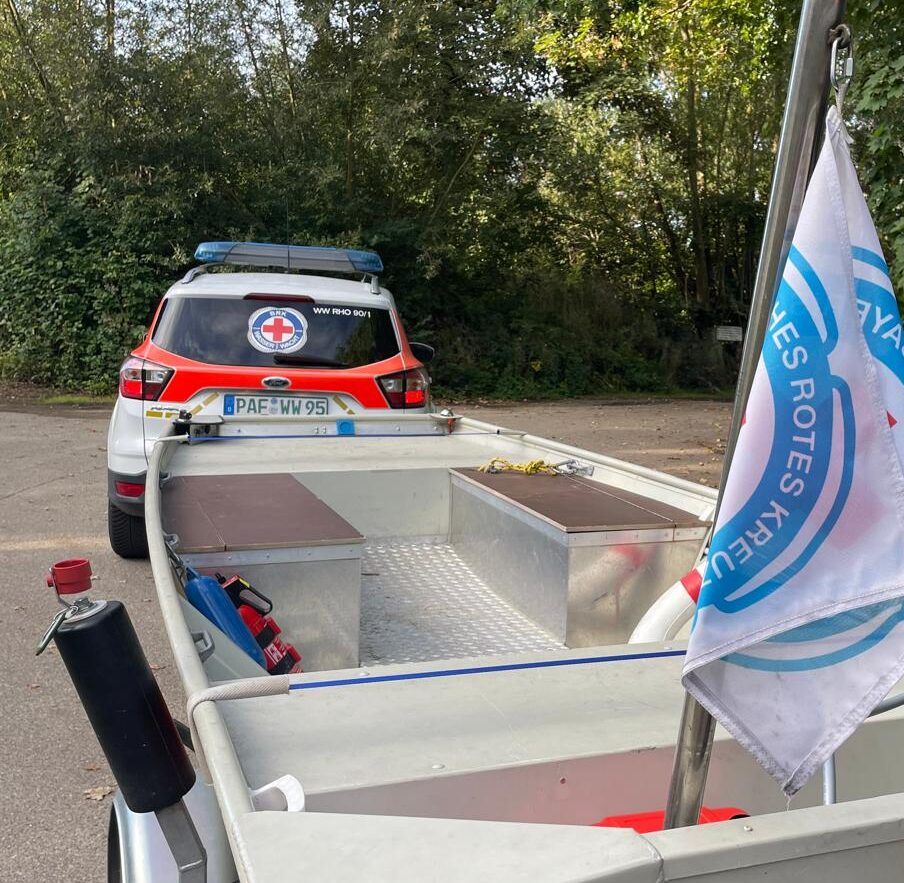 WW RHO 95/1 mit Motorboot